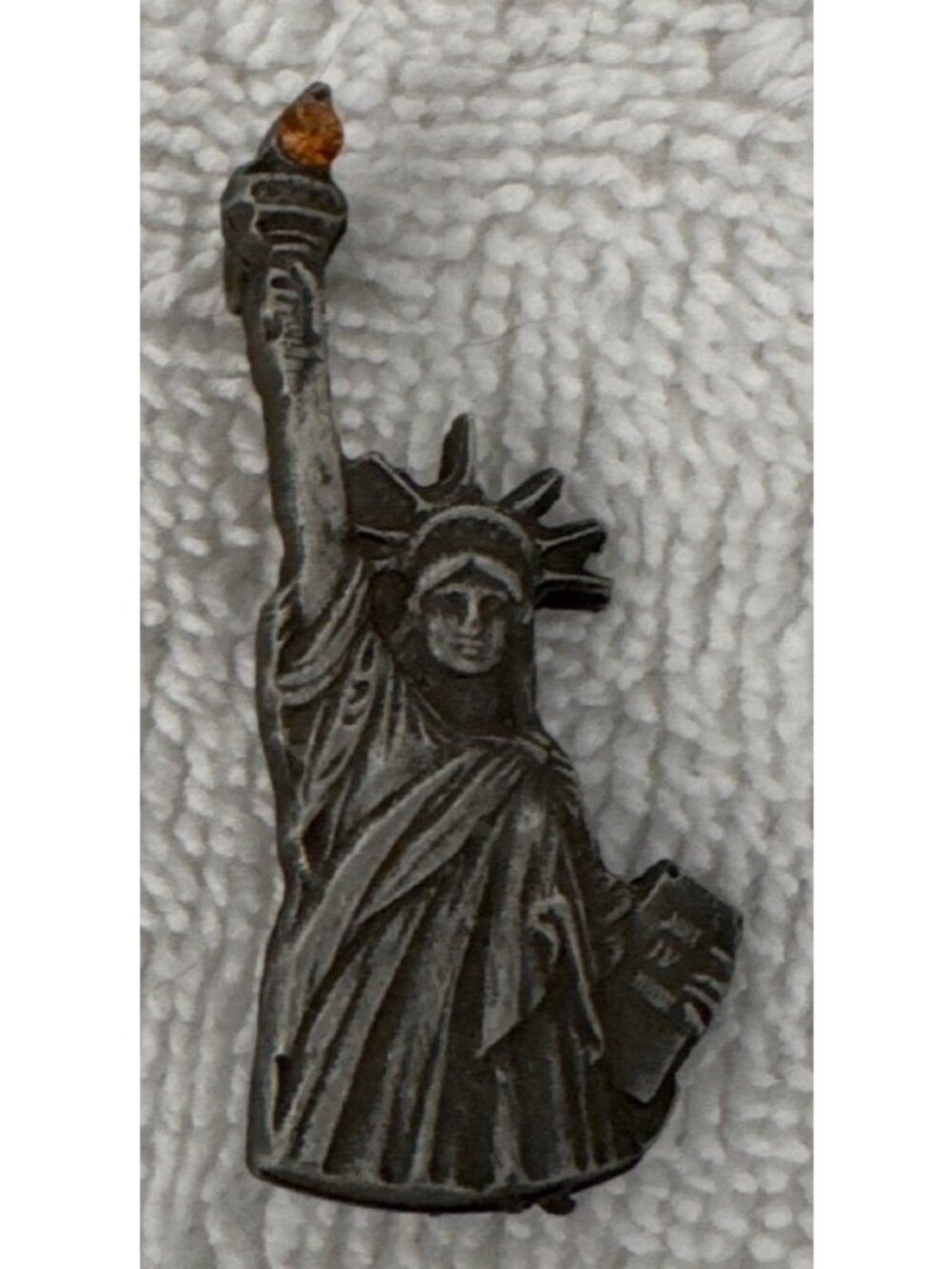 Statue Of Liberty Pin Brooch With Gemstone Torch In Display Box Souvinir